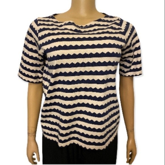 UT Uniqlo Top Short Sleeve scandinavian pattern Blue cream size XS - Picture 10 of 10